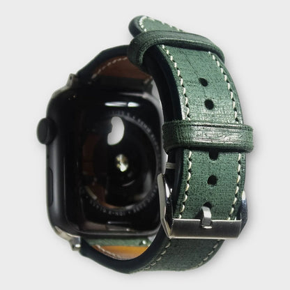 Apple watch bands in green Babele leather, showcasing premium craftsmanship for a sophisticated look.