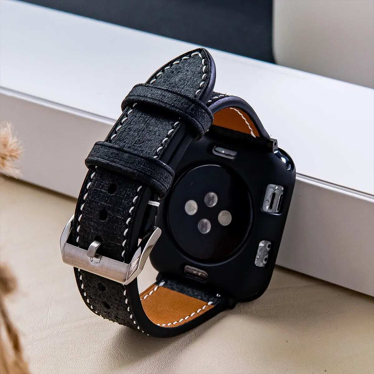 Italian-Babele-Leather-Black-Apple-Watch