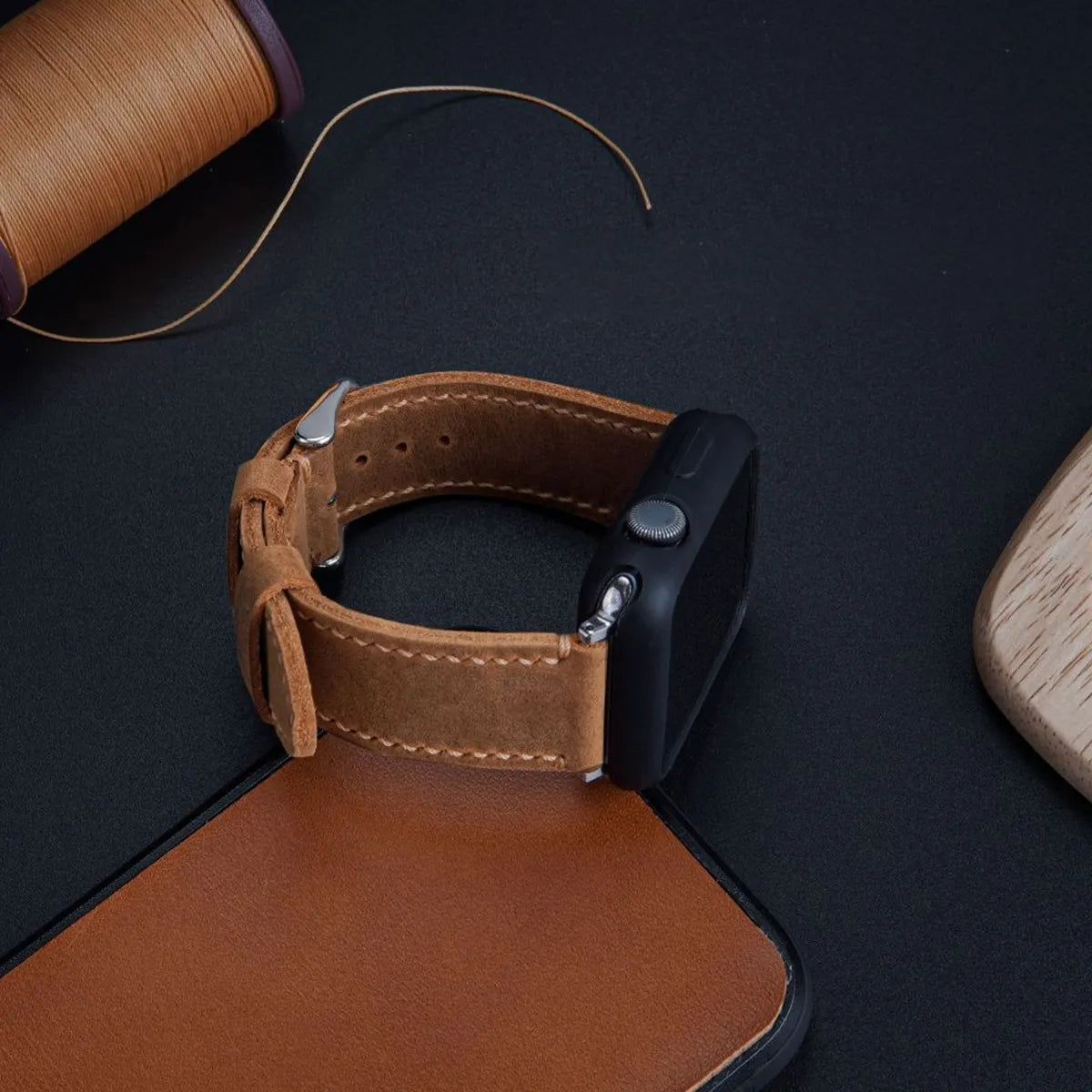 Best Apple Watch bands, brown Italian waxy leather, synonym with sophistication